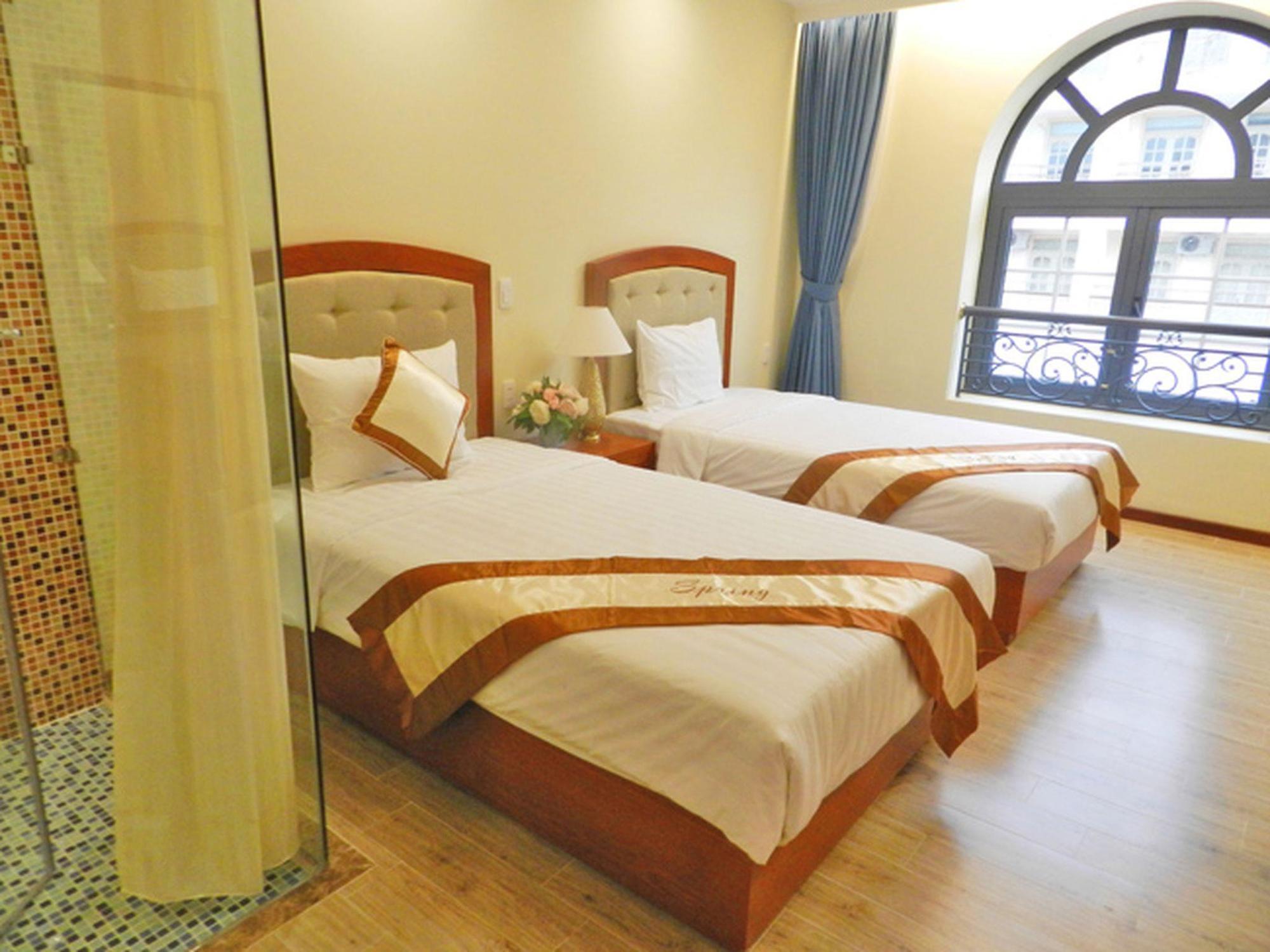 Khách sạn Oyo 457 Spring TP. Hồ Chí Minh